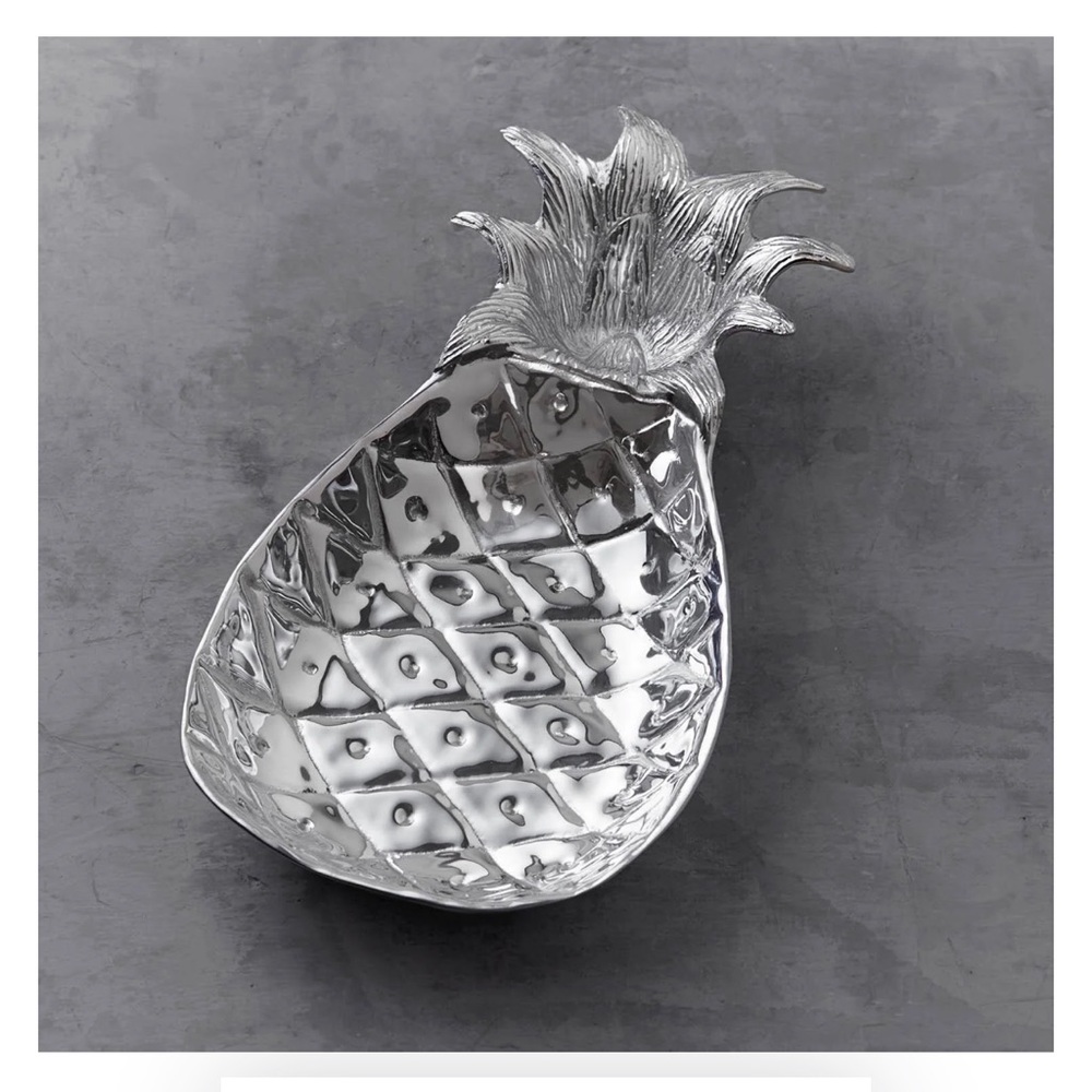 Beatriz Ball Garden Silver Pineapple Chip & Dip | NWT
